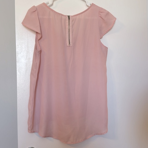 Pink Blouse with Cute Sleeves - Picture 2 of 4